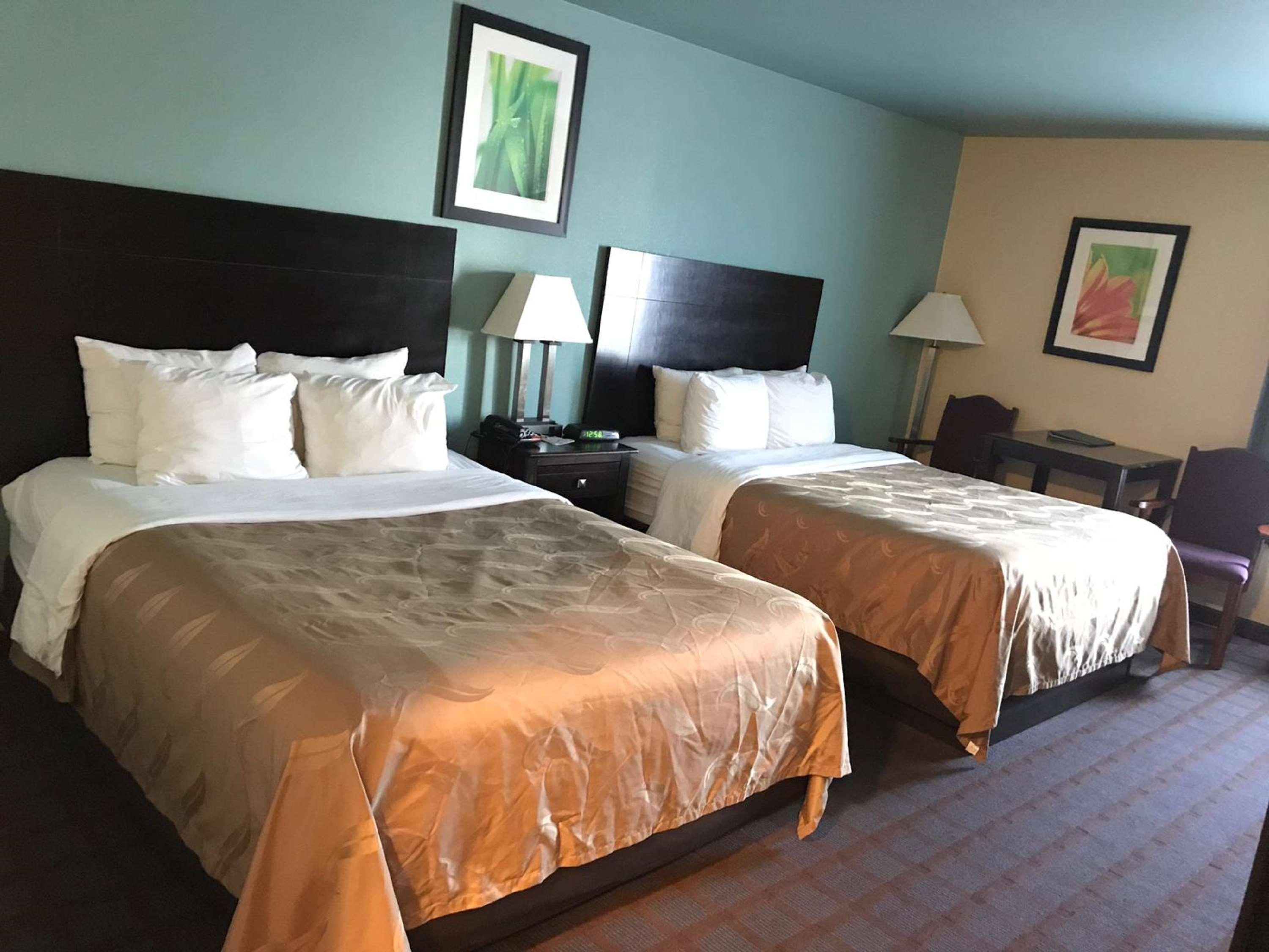 Surestay Plus Hotel By Best Western Blue Springs Buitenkant foto