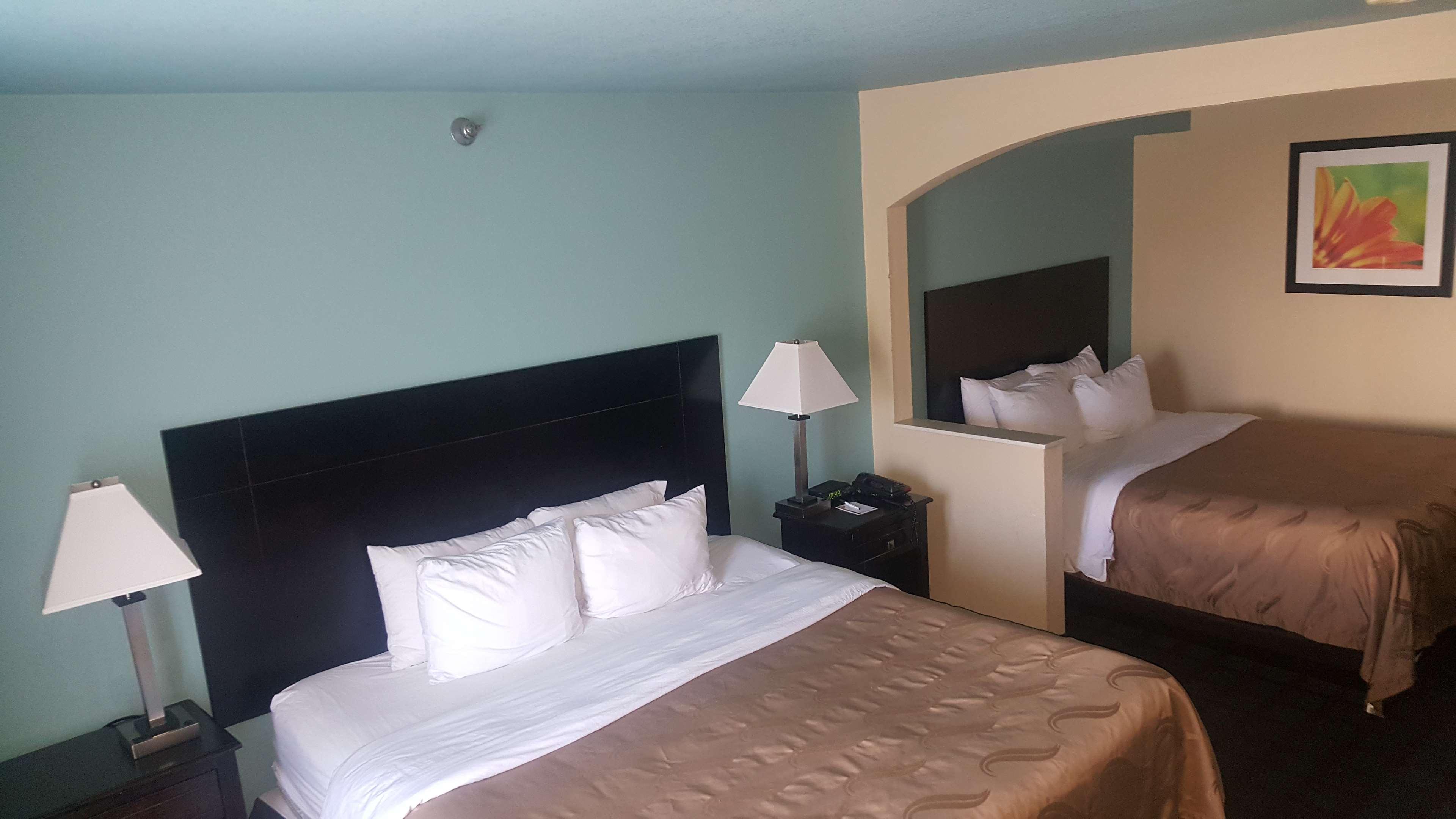 Surestay Plus Hotel By Best Western Blue Springs Buitenkant foto